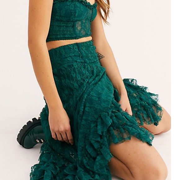 NWT RARE Free People lacy top and skirt set green - Picture 7 of 8
